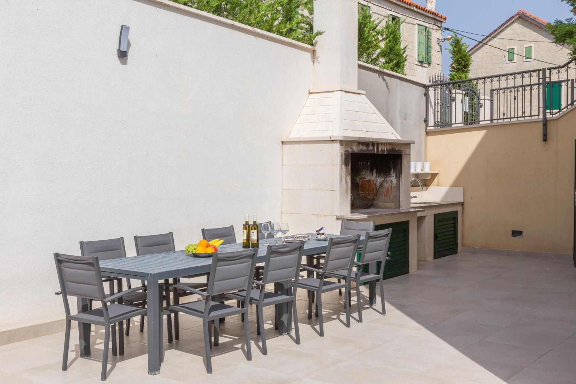 Epetium Beach Villa Split Extérieur photo
